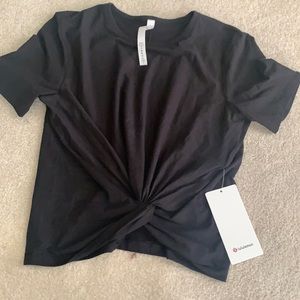 Lululemon crescent tee